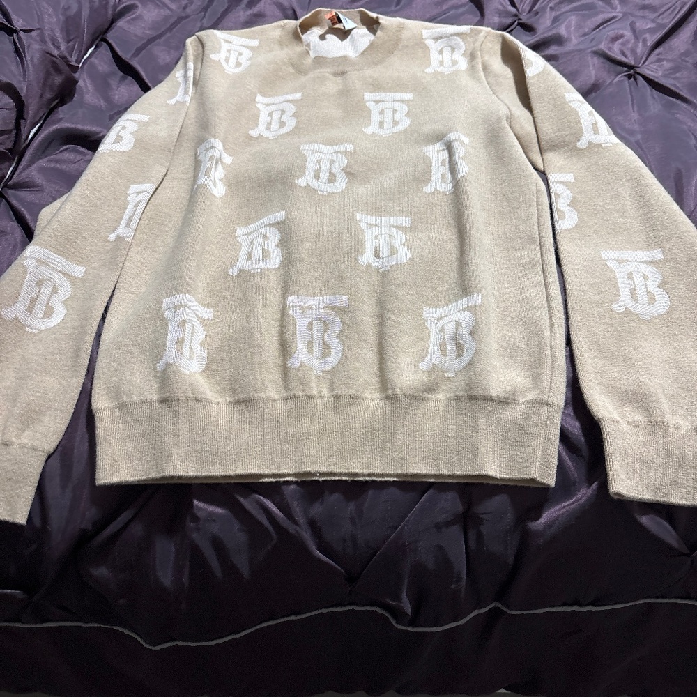 Burberry XS sweater